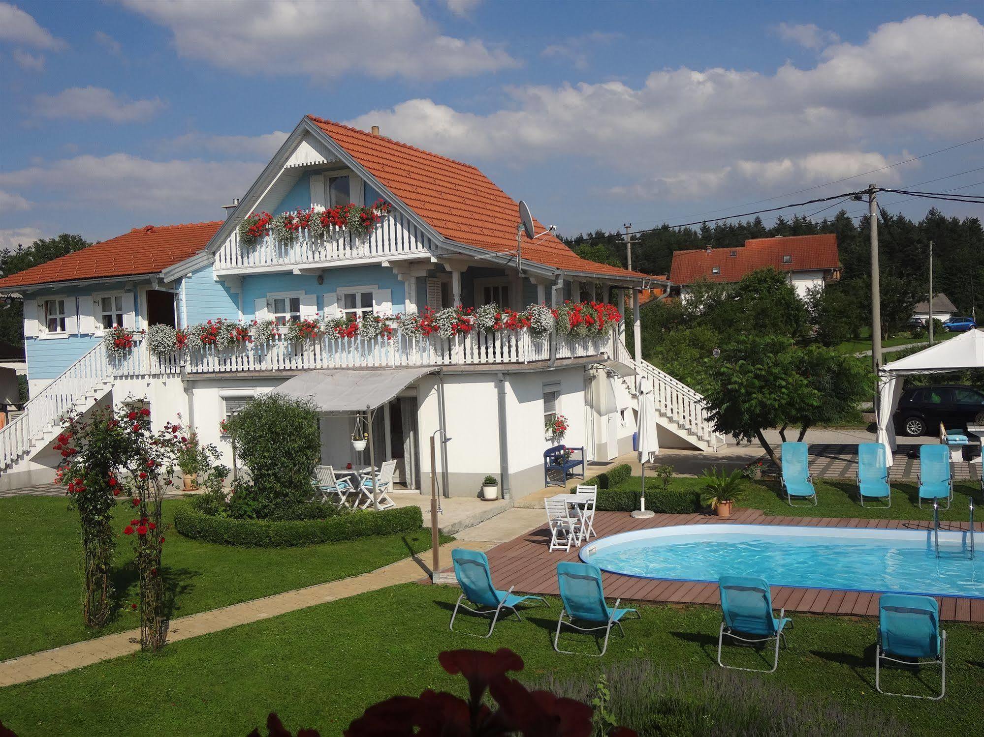 Pool Apartments Plitvice Lakes Grabovac  Exterior foto